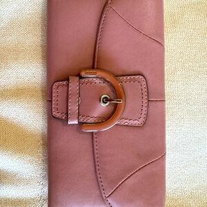 Coach wallet pink